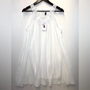 Zesica white pleated knee length flowy dress crochet top sz Large party wedding